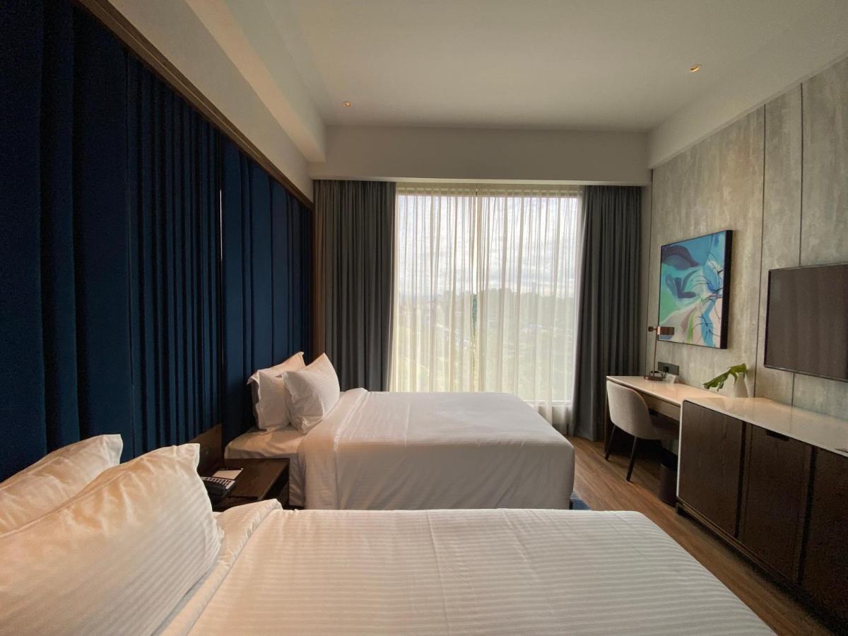 M Resort & Hotel 쿠알라룸푸르 외부 사진 Deluxe Room